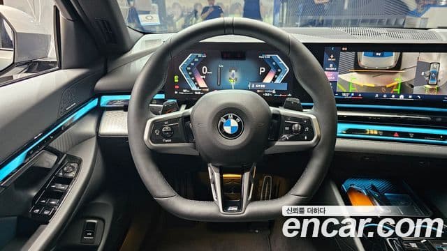 BMW 5 Series 2025 — Photo 3/32