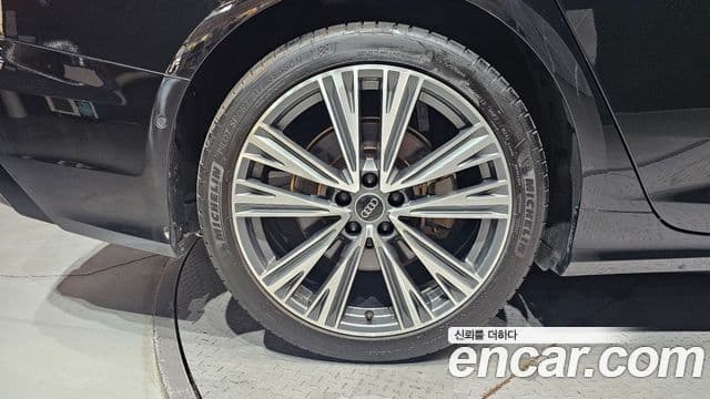 Audi A6 2023 — Photo 29/32