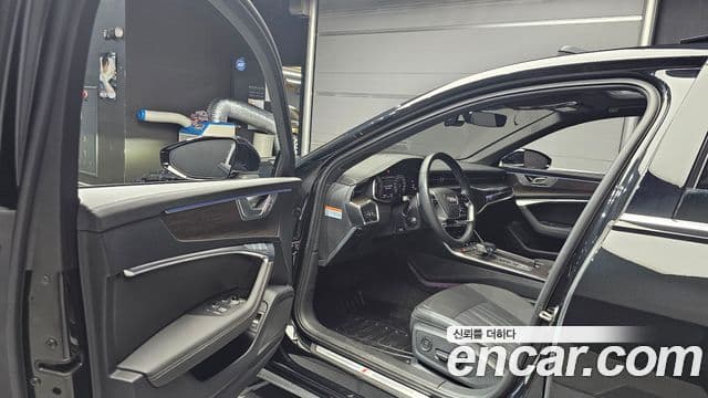 Audi A6 2023 — Photo 18/32