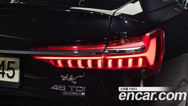 Audi A6 2023 — Photo 19/32
