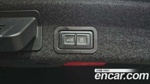 Audi A6 2023 — Photo 17/32