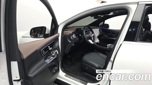 Mercedes-Benz EQE SUV 2023 — ფოტო 12/34