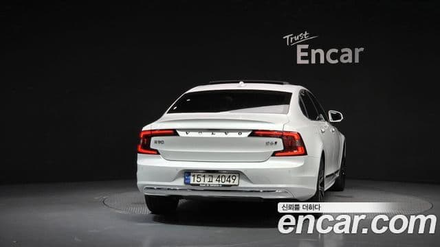 Volvo S90 2021 — Фото 4/20