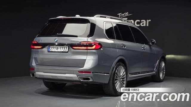 BMW X7 2024 — Photo 26/31