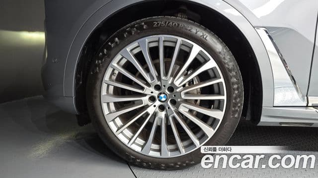 BMW X7 2024 — Photo 30/31