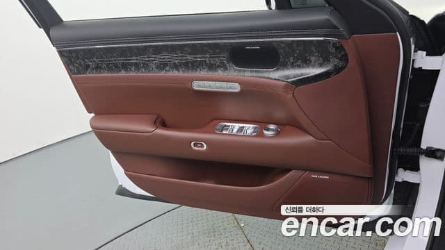 Genesis G90 2024 — Şəkil 8/29