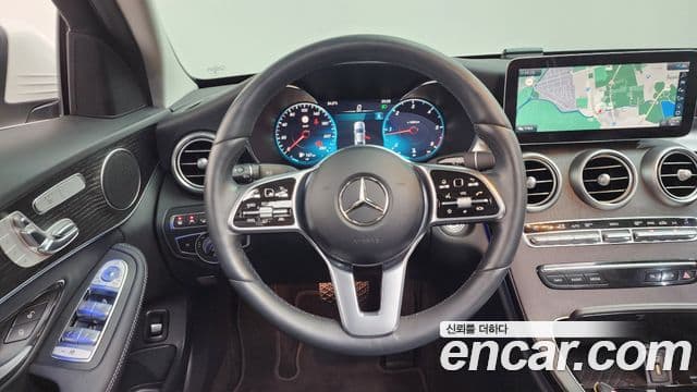 Mercedes-Benz C-Class 2021 — Photo 13/33