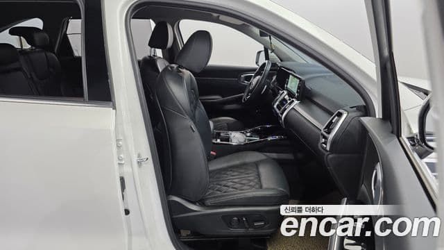 Kia Sorento 2021 — Фото 11/20