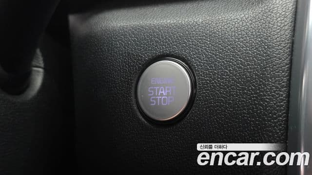 Kia Sorento 2021 — Фото 18/20