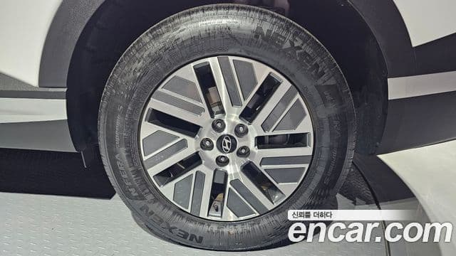 Hyundai Palisade 2025 — ფოტო 26/34