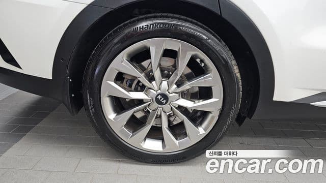 Kia Sorento 2020 — Фото 5/20