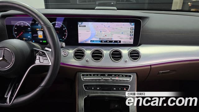 Mercedes-Benz E-Class 2021 — ფოტო 13/35