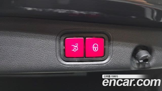 Mercedes-Benz E-Class 2021 — ფოტო 10/35