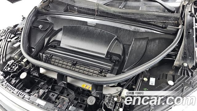 Mercedes-Benz EQS SUV 2023 — ფოტო 21/39