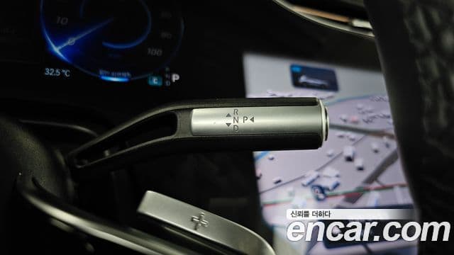 Mercedes-Benz EQS SUV 2023 — ფოტო 4/39