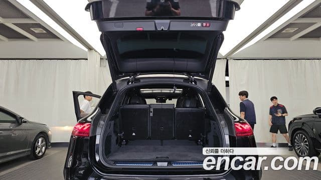 Mercedes-Benz EQS SUV 2023 — ფოტო 12/39