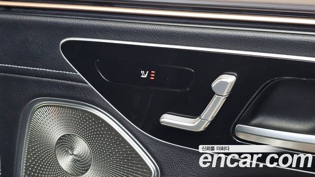 Mercedes-Benz EQS SUV 2023 — ფოტო 38/39