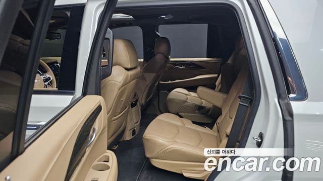 Cadillac Escalade 2020 — Фото 12/20
