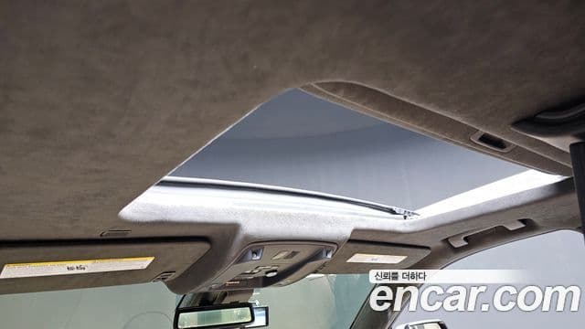 Cadillac Escalade 2020 — Фото 18/20