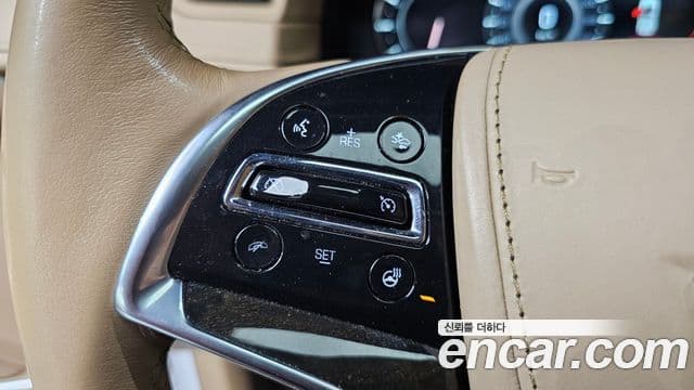 Cadillac Escalade 2020 — Photo 11/34