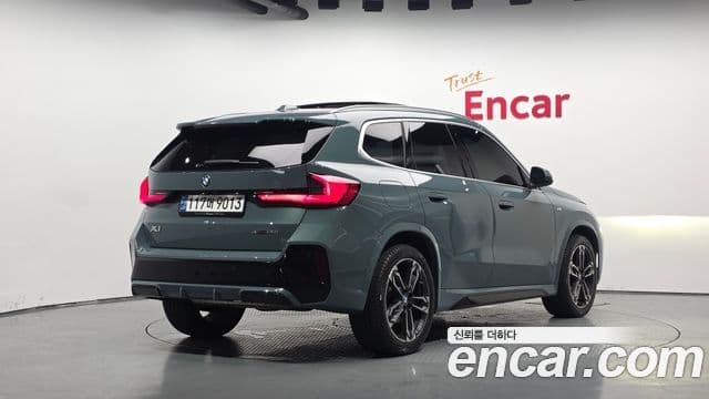 BMW X1 2023 — Photo 13/33