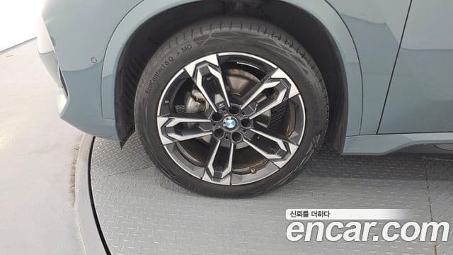 BMW X1 2023 — Photo 8/33
