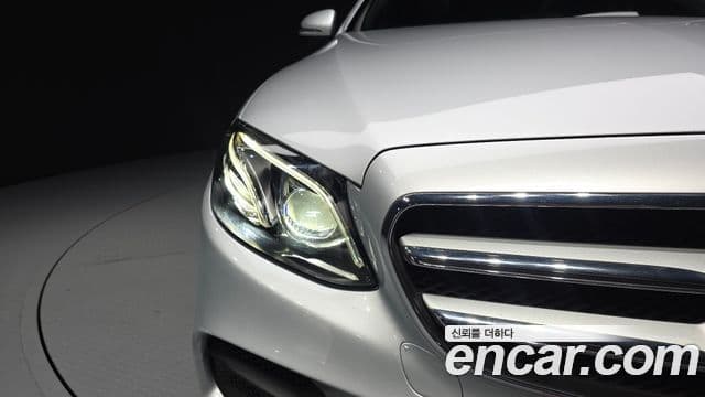 Mercedes-Benz E-Class 2019 — Şəkil 6/36
