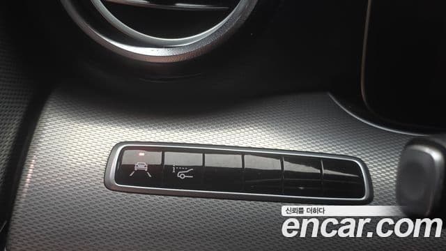 Mercedes-Benz E-Class 2019 — Şəkil 13/36