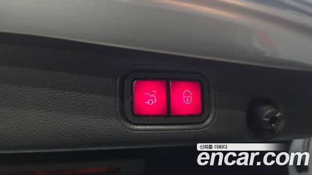 Mercedes-Benz E-Class 2019 — Şəkil 25/36
