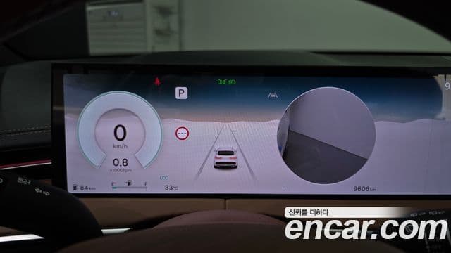 Genesis GV70 2025 — Photo 21/31