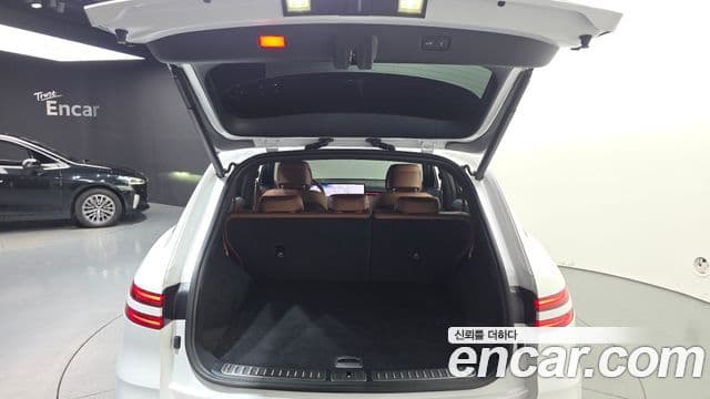 Genesis GV70 2025 — ფოტო 18/31