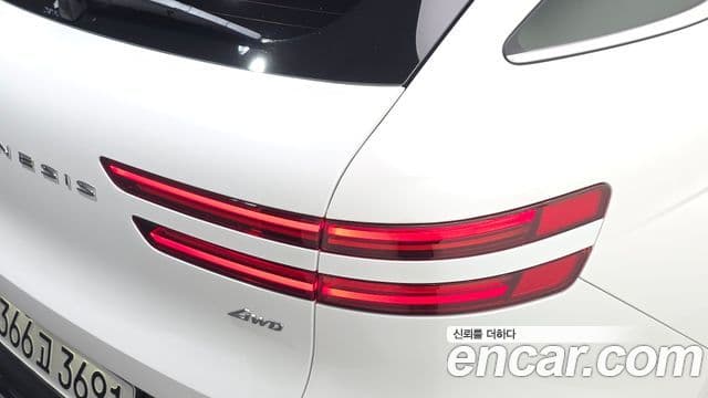 Genesis GV70 2025 — ფოტო 20/31