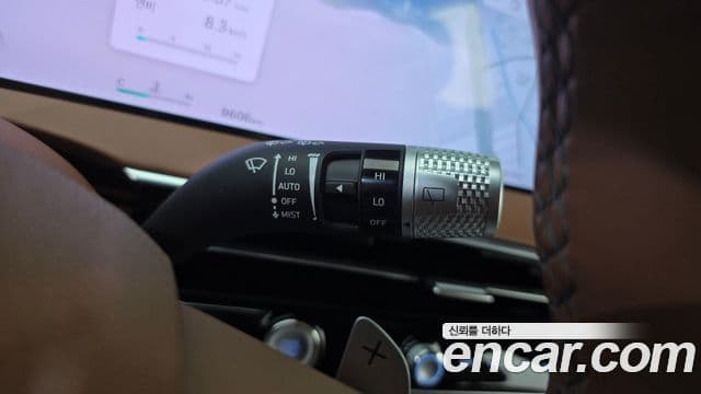Genesis GV70 2025 — Photo 8/31