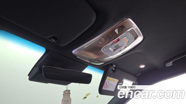 Genesis GV70 2025 — ფოტო 12/31