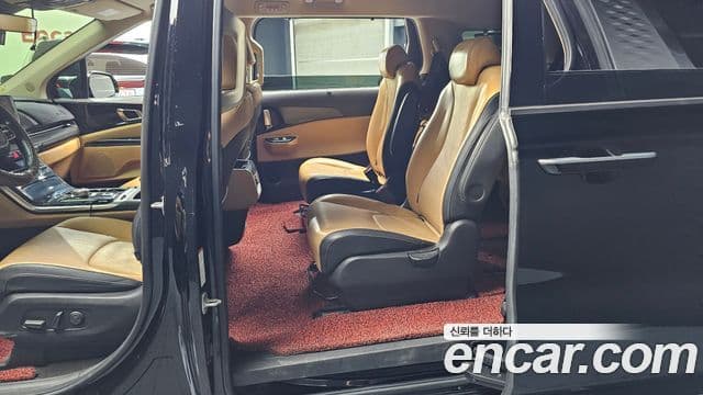 Kia Carnival 2021 — Şəkil 10/30