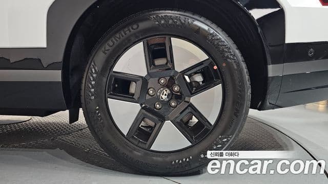Hyundai Santa Fe 2024 — Şəkil 35/38