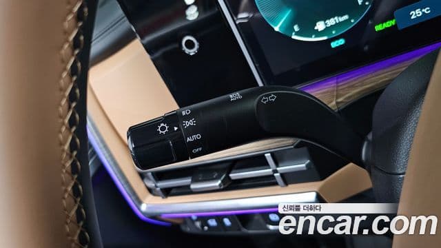 Hyundai Santa Fe 2024 — Şəkil 36/38