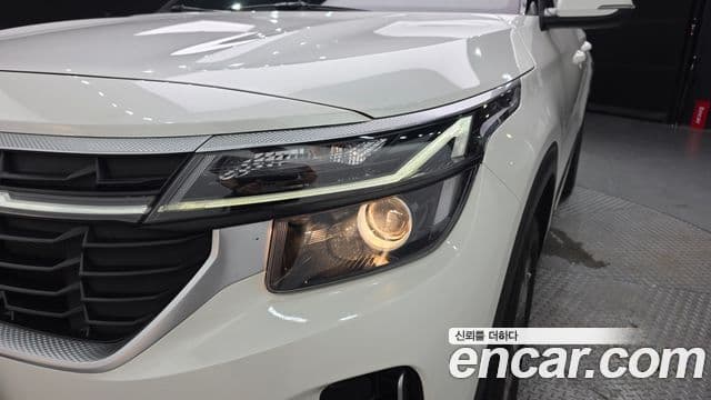 Kia Seltos 2025 — ფოტო 20/31