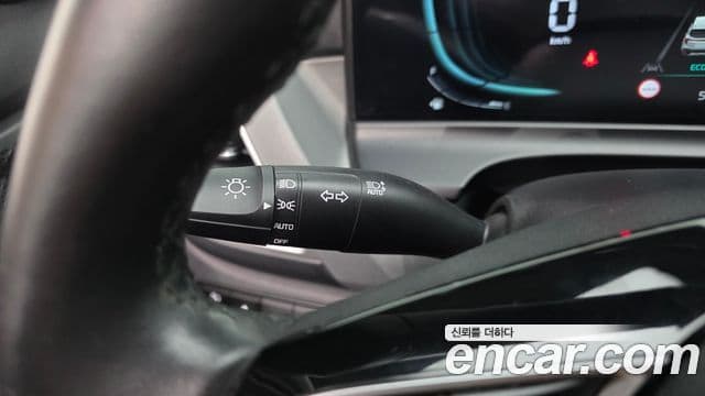 Kia Seltos 2025 — ფოტო 26/31