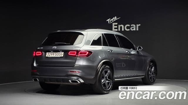 Mercedes-Benz GLC-Class 2020 — Şəkil 28/30