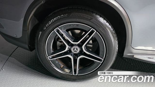 Mercedes-Benz GLC-Class 2020 — Şəkil 18/30
