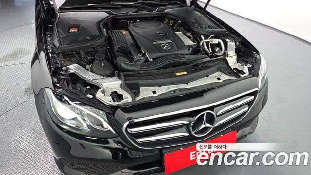 Mercedes-Benz E-Class 2020 — Фото 6/20