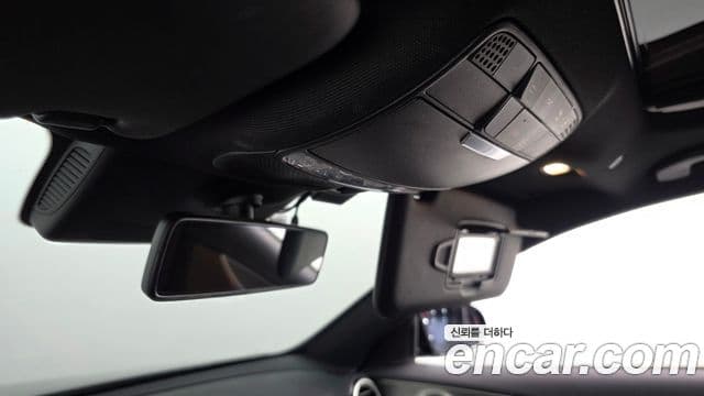 Mercedes-Benz E-Class 2020 — ფოტო 20/33
