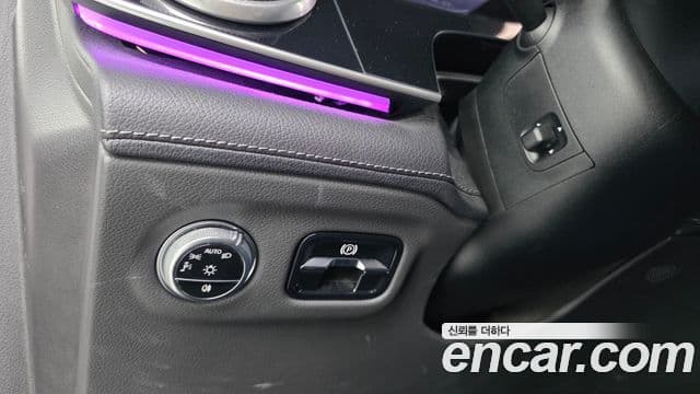 Mercedes-Benz EQS SUV 2023 — ფოტო 29/39