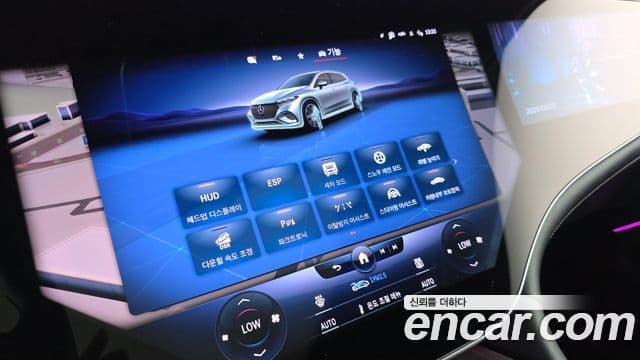 Mercedes-Benz EQS SUV 2023 — ფოტო 37/39