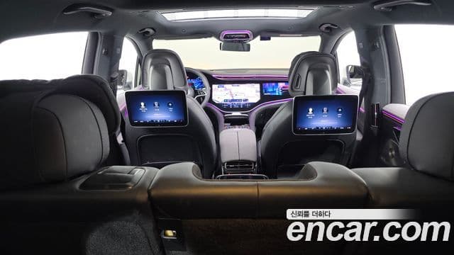 Mercedes-Benz EQS SUV 2023 — ფოტო 12/39