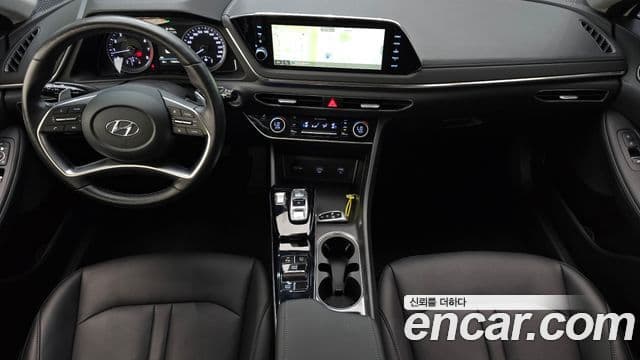 Hyundai Sonata 2022 — Фото 7/20