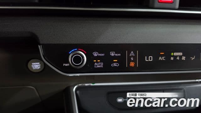 Kia Carnival 2025 — Фото 17/20