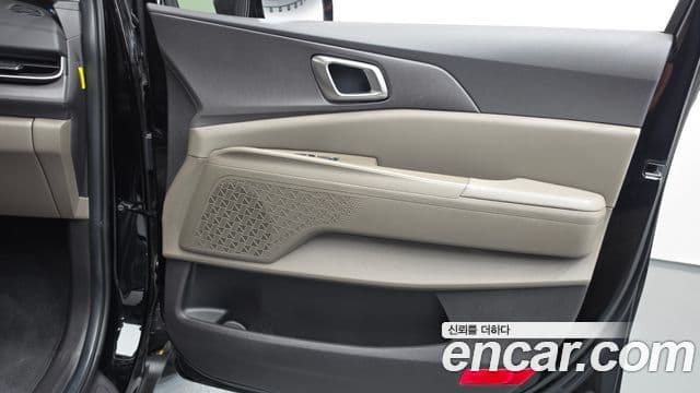 Kia Carnival 2025 — Photo 12/31