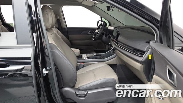Kia Carnival 2025 — Photo 5/31